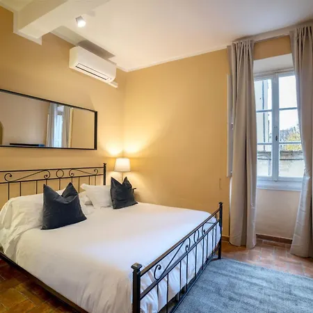 S1 Tower - Dolcevita Apartment Florenz